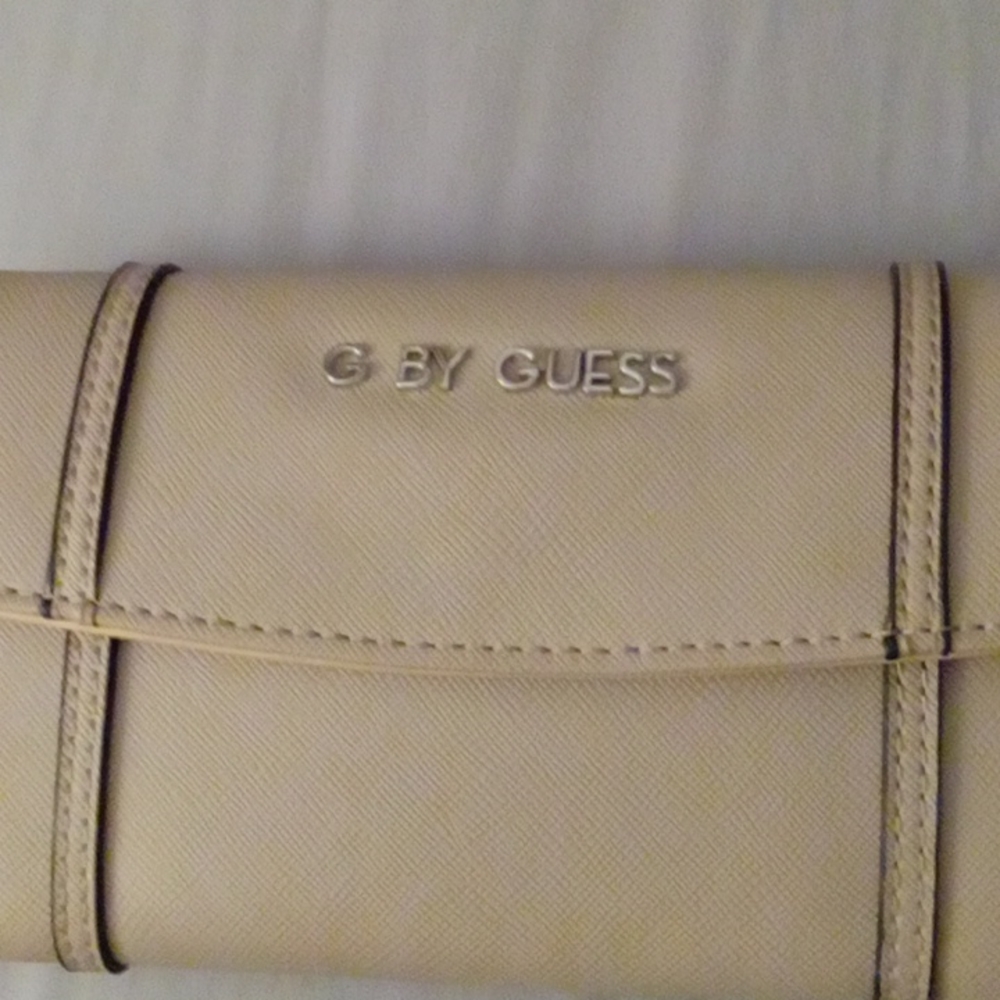 Women Wallet - Picture 2 of 2